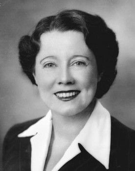 Elsa Chauvel as Herself