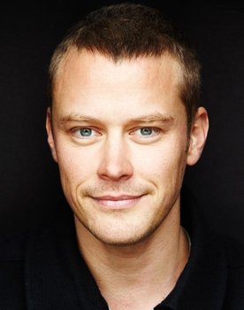 Michael Dorman Photo