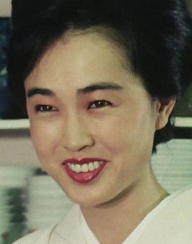 Hitomi Yoshii as High Priestess Bishum