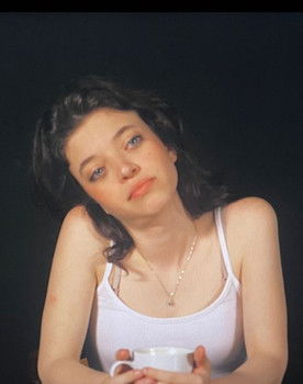 Sophia Teles Nunes as Alessandra