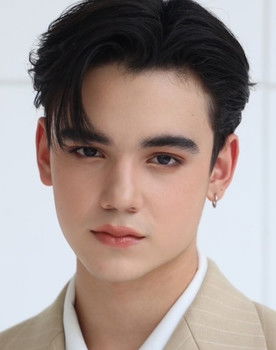 Thomsen Dangpan as Sam