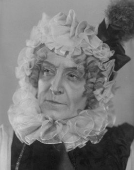 Klavdiya Alekseyeva as Lyudmila
