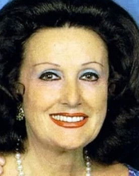 Lilia Vetti as Zinzara