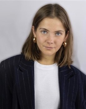 Albane You as Margaux