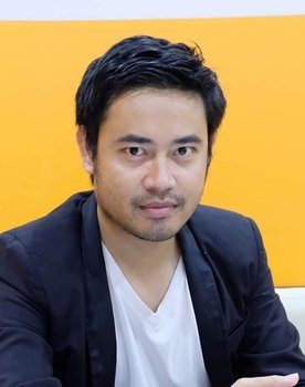 Ye Naung Cho