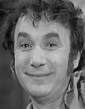 Vladimir Mikhaylovskiy as председатель суда