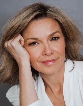 Justine Clarke Photo