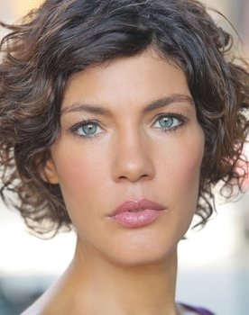 Marlo Marron as Sarah
