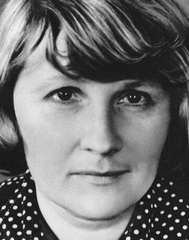 Lyudmila Ivanova as Sergey's mother