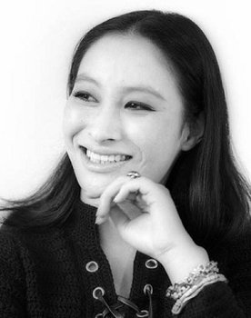 Kyōko Enami as Yamawaki Satoko