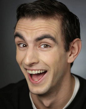 Daniel Curalli as Dante