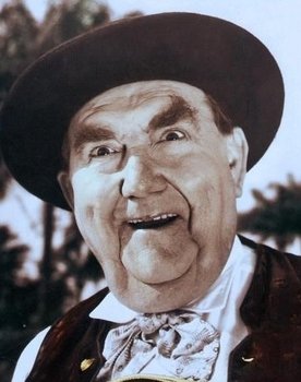 Joe Stöckel as Leopold Niedermeier