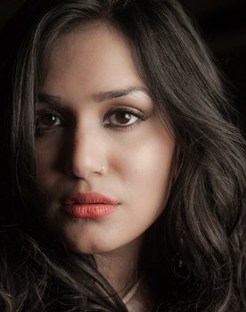 Mariam Saleem as Sanam