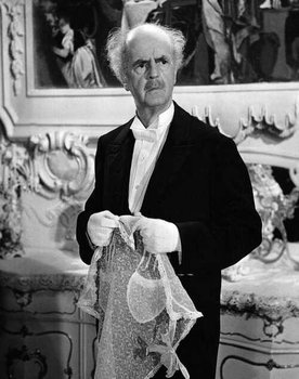 Heinz Salfner as Andrassy, Daisy's friend