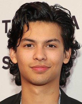 Xolo Mariduena