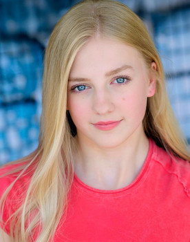 Stella Bratcher as Amy O'Leary