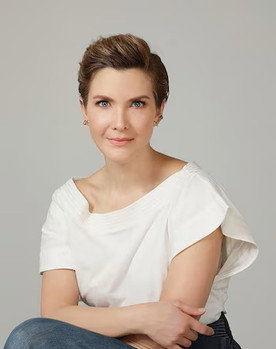 Margarita Ortega as Martha Lucia De de Bedut