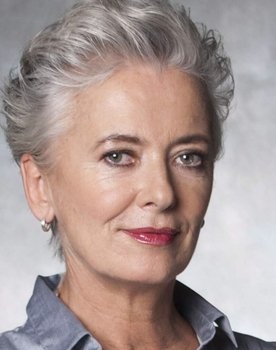 Doris Baaten as Ollie (voice)