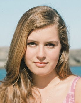 Nilüfer Koçyiğit as 