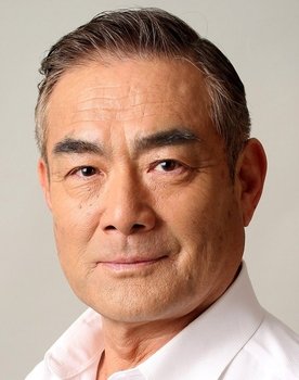 Kazunaga Tsuji as Lawyer