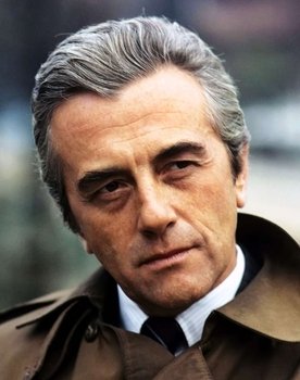 Andrzej Łapicki as Prezes