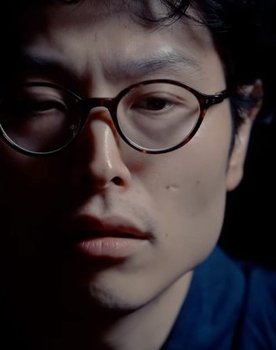 Ryo Moue as Ryō Saitō