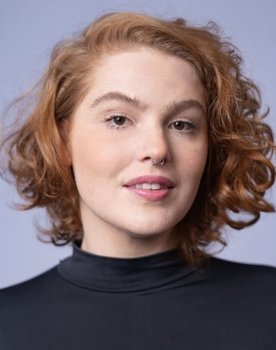 Camila Johann as Sarah