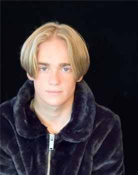 Finlay Wright-Stephens as Timothy Hawking (Age 8)