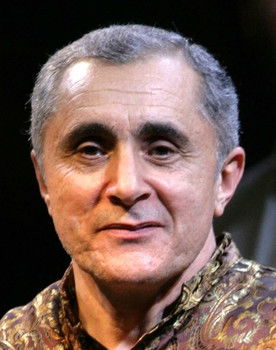 Alim Qasimov as vocals, daf