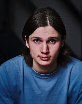 Armand Rayaume as Matthieu Lourmel