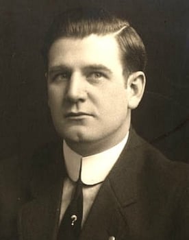 Kernan Cripps as Riley