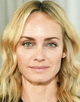 Amber Valletta Amber Valletta