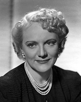 Minna Gombell as Nita Borden