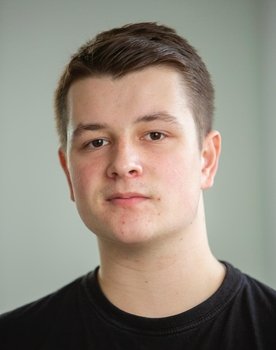 Jacob Pettifer as Thomas
