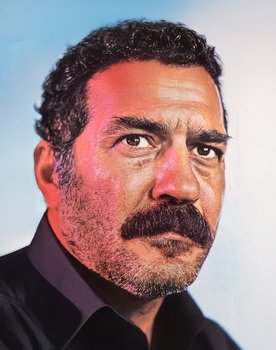 Fikret Hakan as Turgut