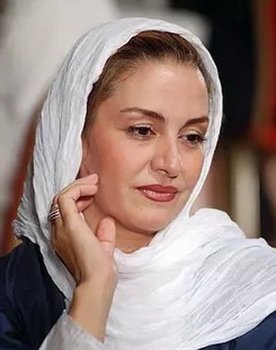 Merila Zarei as Haj Heidar's Wife