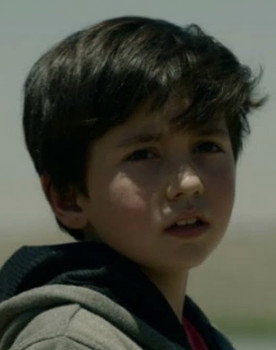 Daniel Schwabe as Noah Russo