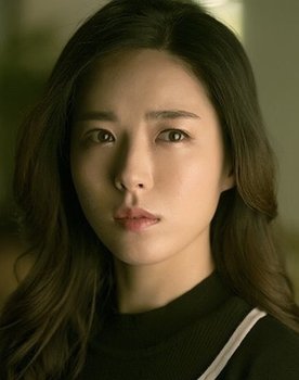 Go Ae-ri as An Mi Jeong [Planning and strategy team senior]