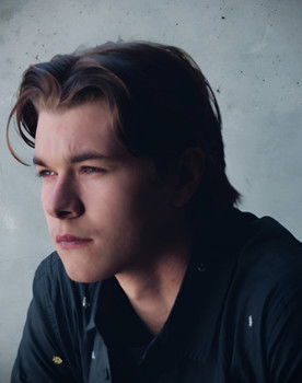 Matthew Levers as Gluten Boy