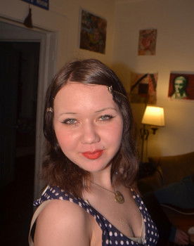 Clementine Wykhuis as Fran