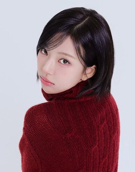 Kim Go-eun as Self - Single