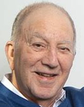 Marvin Demoff as Self