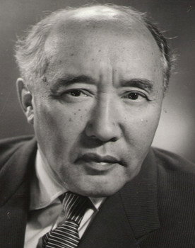 Mukhtar Auezov