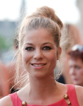 Hilde Dalik as Ursula Laubner