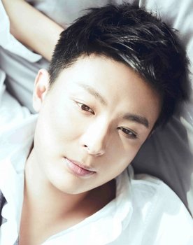 Long Yi