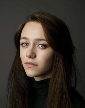 Meg Olssen as Tamika