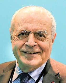 Alain Juillet as Self