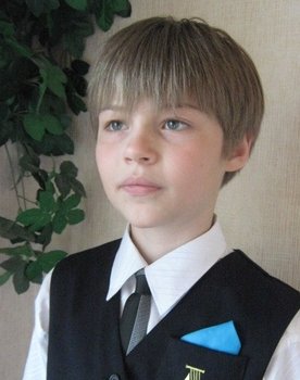Maksim Chumak as Igorek