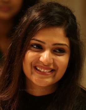 Divya Pillai as Vidhya