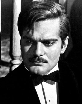 Omar Sharif as Alex Joski